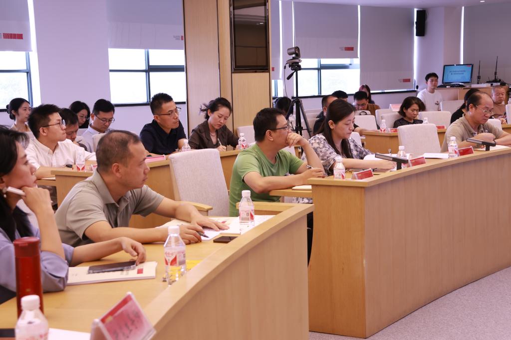 必赢官网召开导师学院第三期导师培训班(图4)